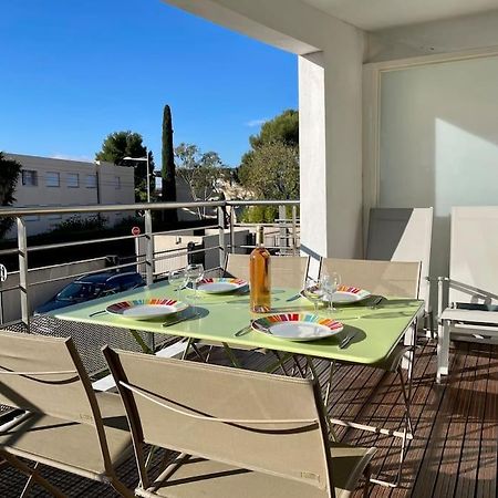 17 - Appartement Neuf, Parking Terrasse Et Jolie Vue Bandol Kültér fotó